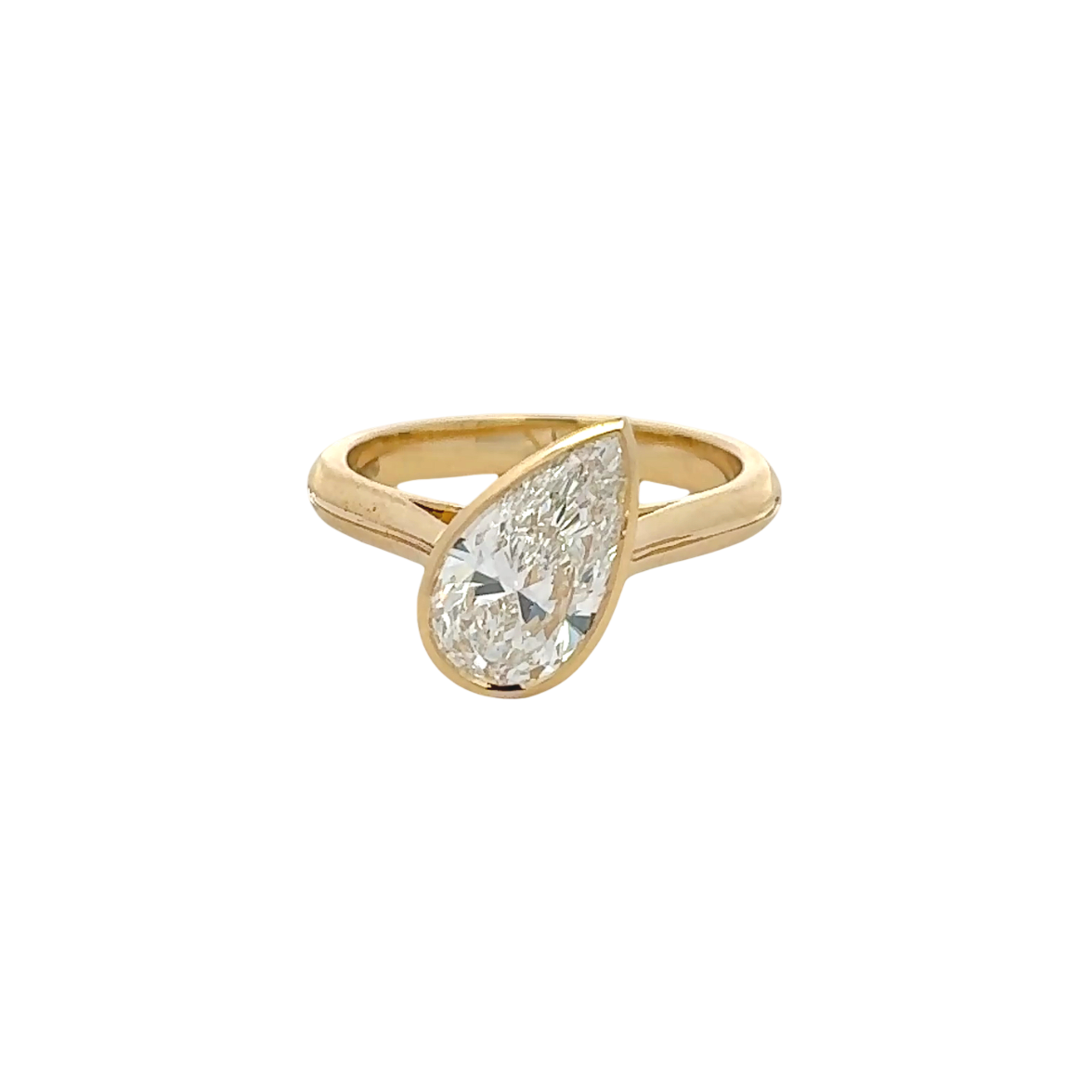 Ella Lab Diamond Ring 2.00ct Pear center – Timanti